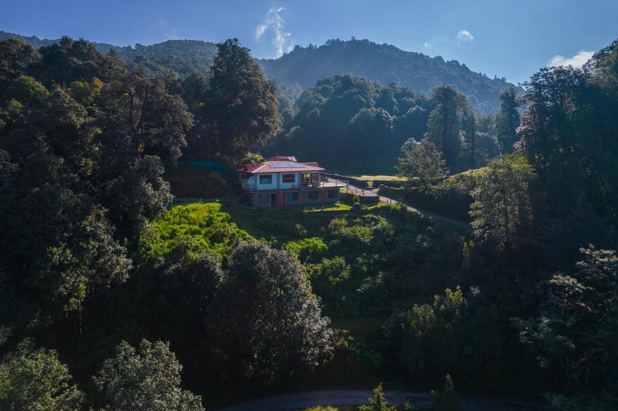 Simba Jungle Lodge, Binsar Wildlife Sanctuary Exterior photo